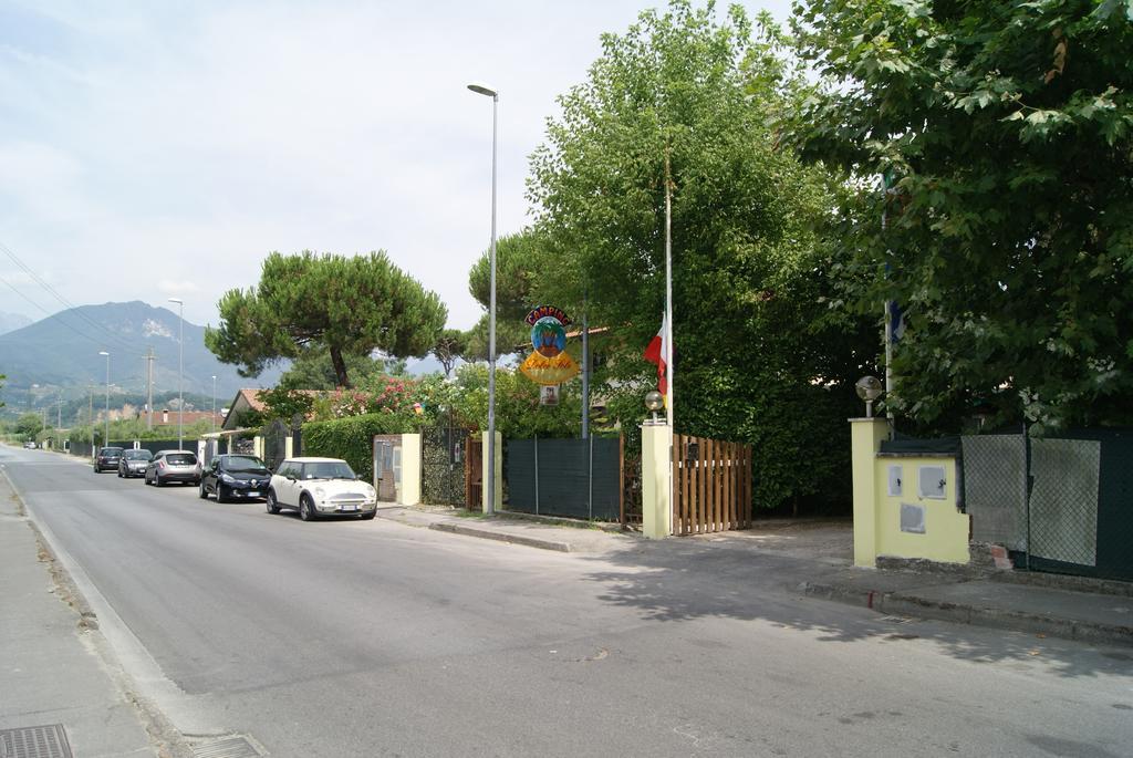 Camping Dolce Sole Marina di Massa Exterior photo